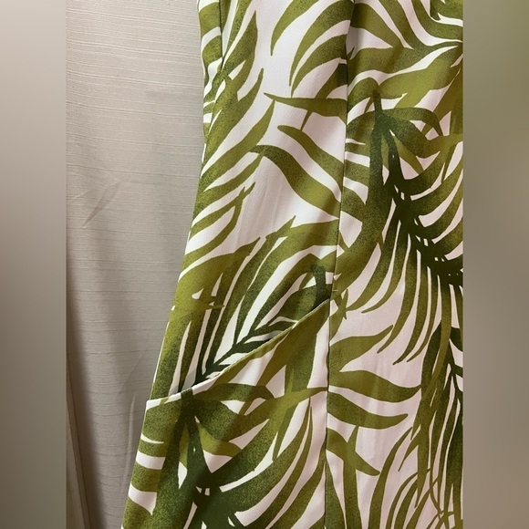 🔴Women’s tropical summer midi sleeveless dress size 10 girly spring - Picture 6 of 7
